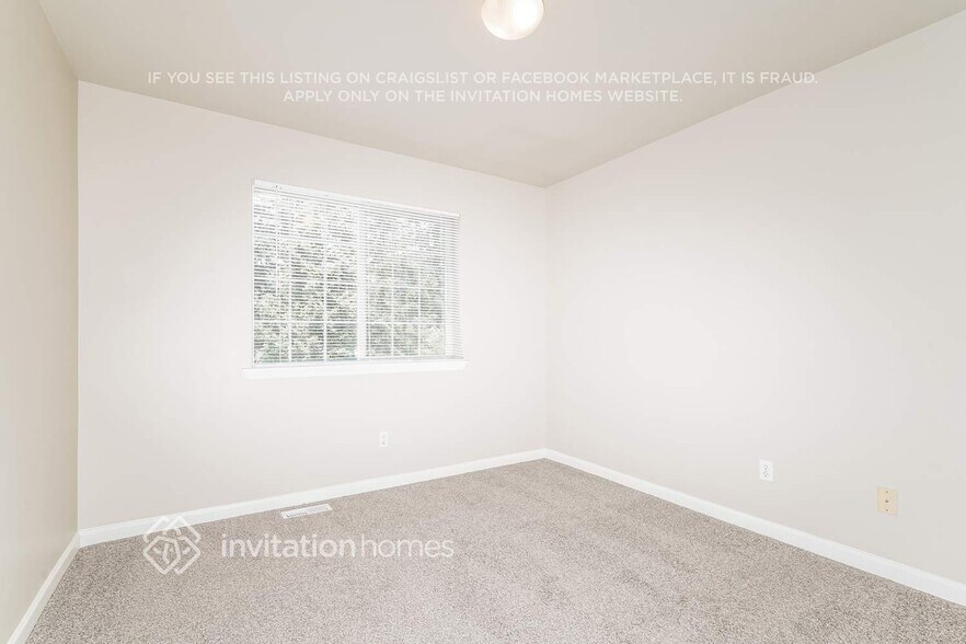 Building Photo - 3710 232nd St Ct E