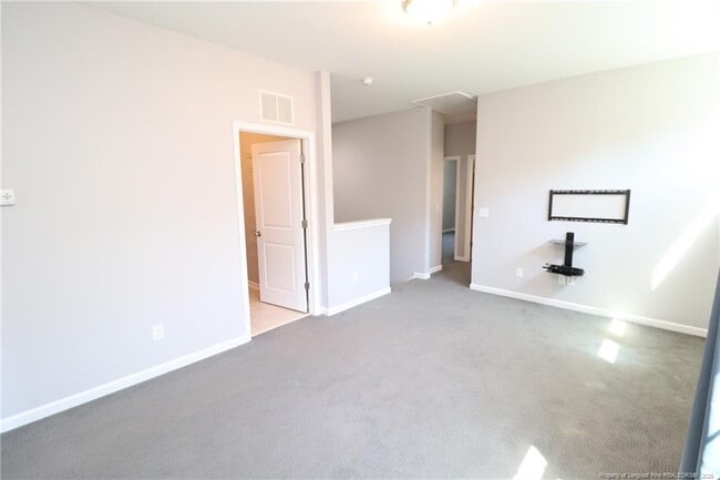 Building Photo - 689 Wickham Ridge Rd