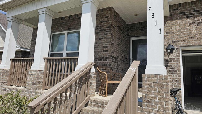 Building Photo - 7811 Burnside Lp