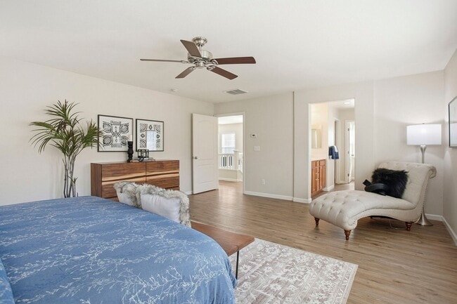 Building Photo - SPACIOUS & CLEAN 2 STORY, 4 BEDROOM, 2.5 BATH IN NATOMAS