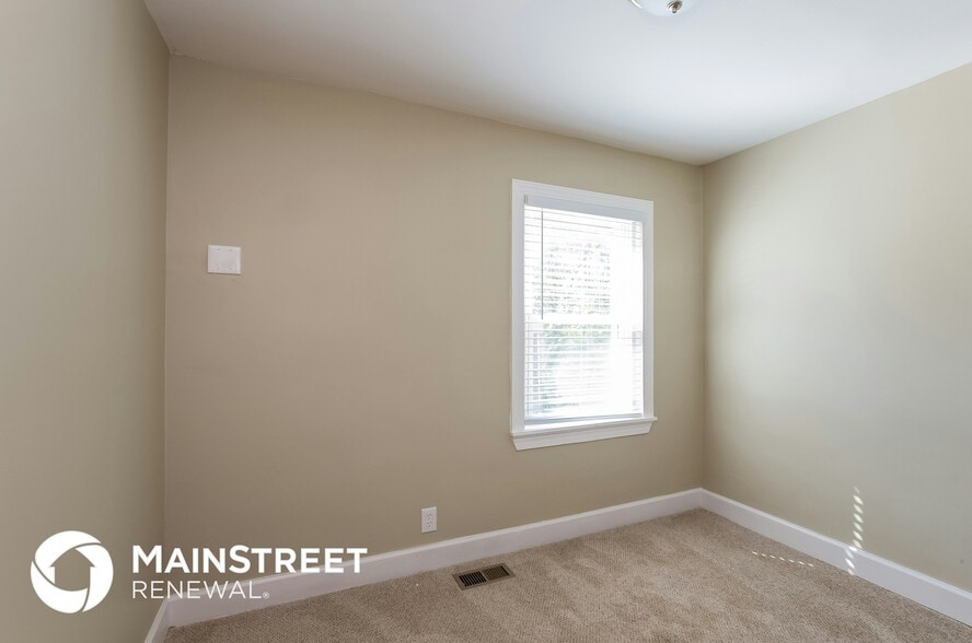 Building Photo - 928 Holland Ave