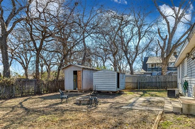 Building Photo - 112 Casstevens St