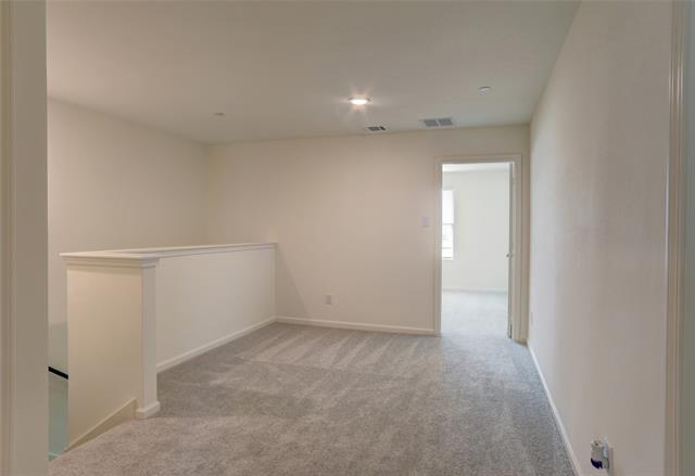 Building Photo - 1456 Lake Alpine Trl