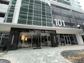 Building Photo - 101 S Eola Dr
