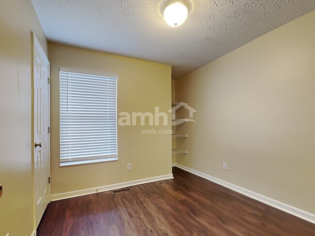 Building Photo - 2223 Fedders Ct