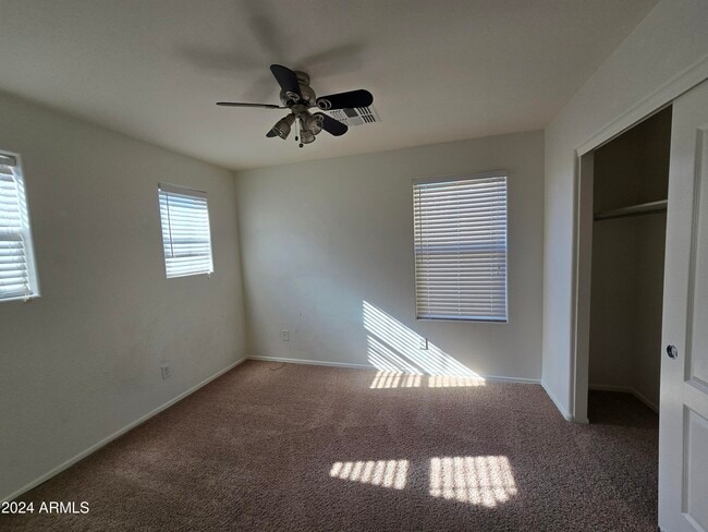 Building Photo - 3538 E Carla Vista Dr