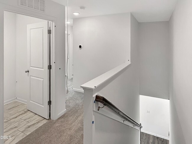 Building Photo - 135 Siebold St