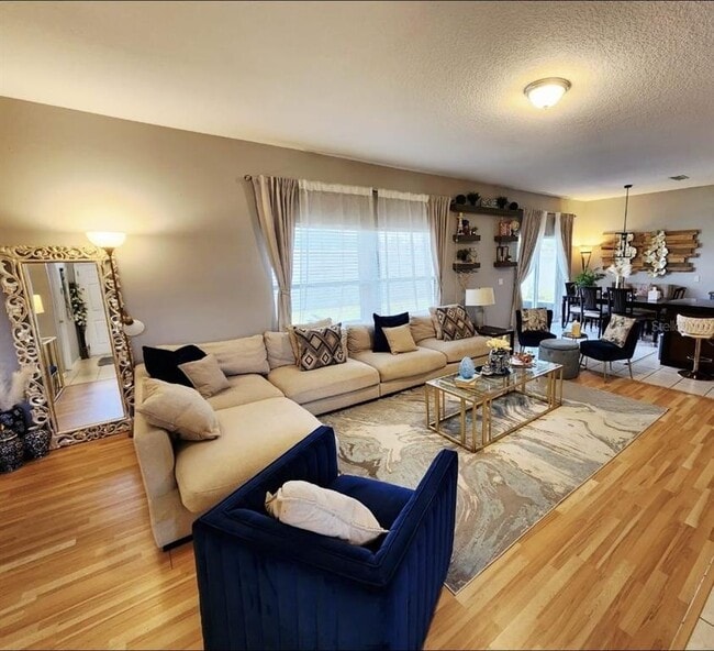 Building Photo - 3132 Regal Darner Dr