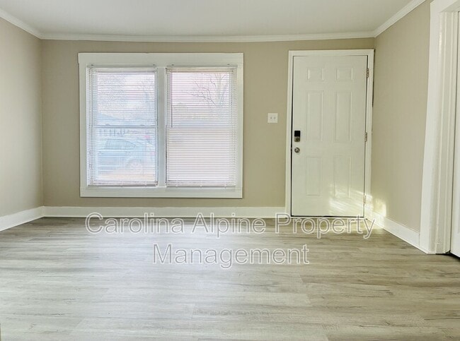 Building Photo - 1409 Ware Ave