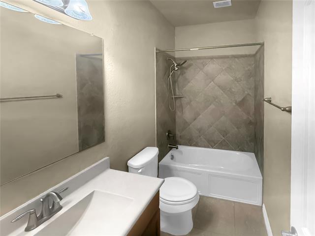 Building Photo - 909 Blanco Ln