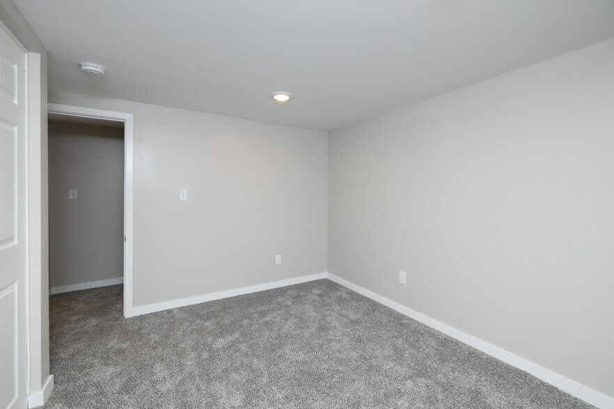 Building Photo - 8835 Nicollet Ave S