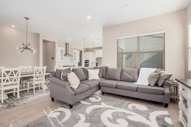 Building Photo - 1882 N 140th Dr