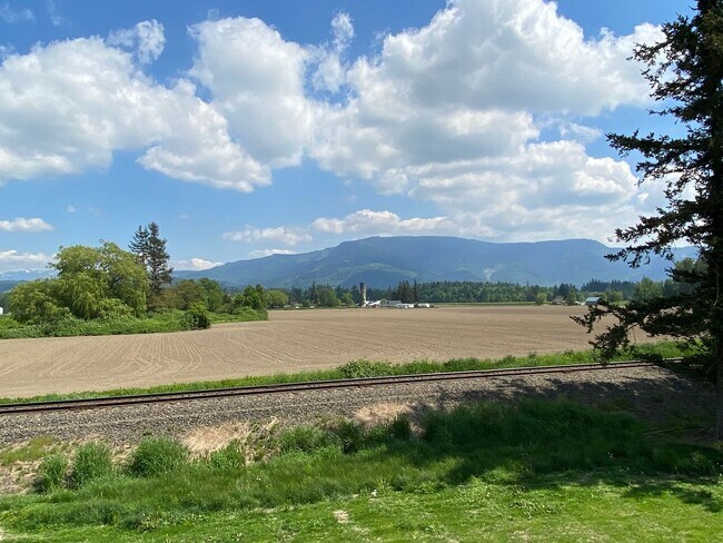 Building Photo - NO1418