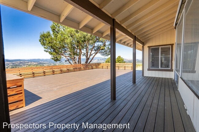 Building Photo - 4 br, 2 bath House - 2850 Paseo Robles