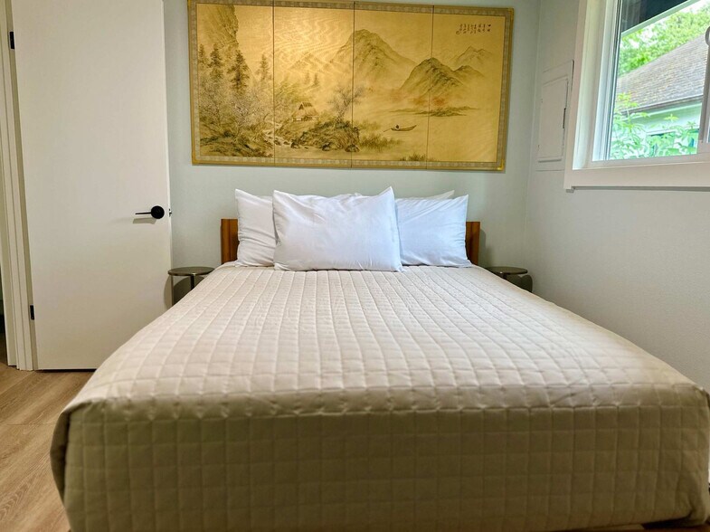 Building Photo - 2615 West St