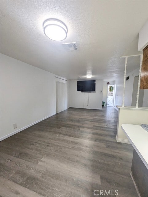 Building Photo - 15769 La Cubre Dr