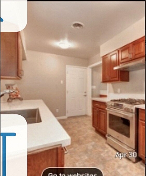 Building Photo - 3129 Mayfair Dr