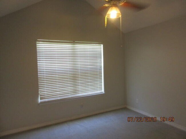 Building Photo - Charming 2 Bedroom in Fort Walton Beach!