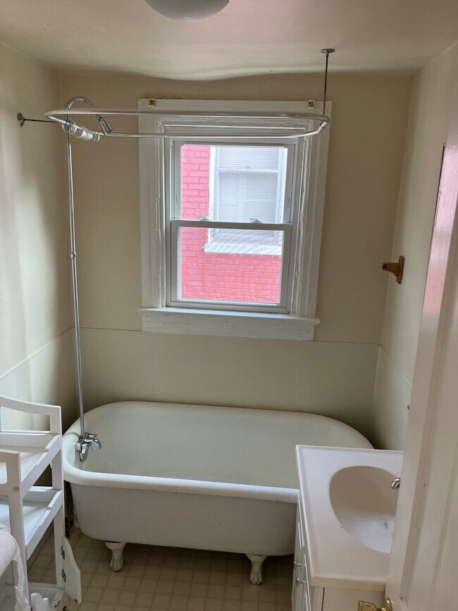 Building Photo - 228 S. Locust Street