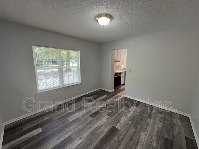 Building Photo - 3693 Scoggins St
