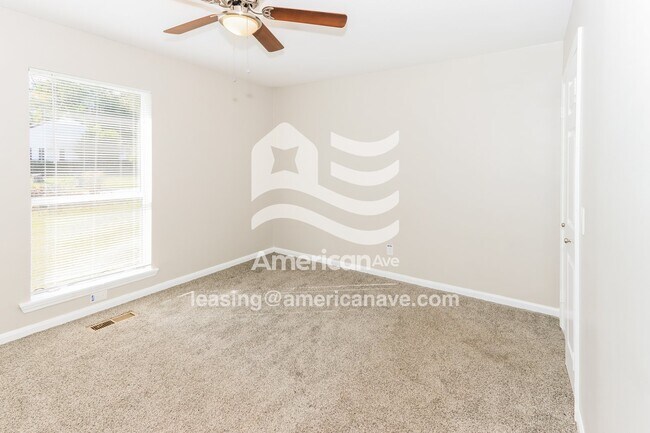 Building Photo - 113 Jacobs Ln