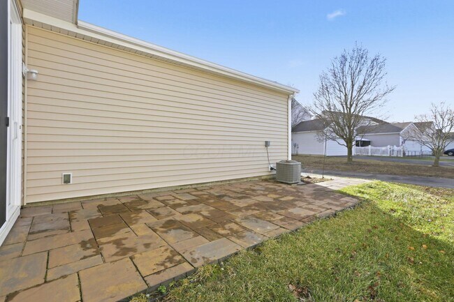 Building Photo - 511 Anthem St