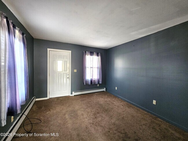 Building Photo - 806 Washington St