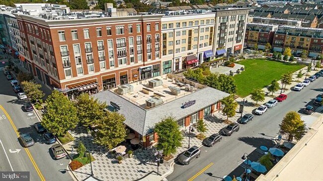 Building Photo - 722 Crown Park Ave