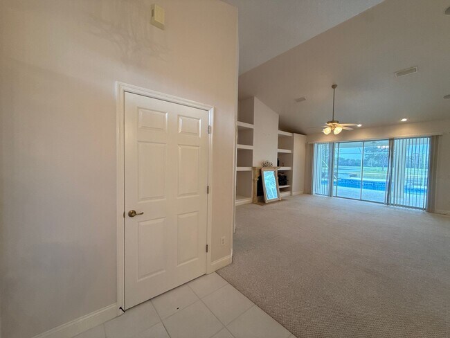 Building Photo - Lake Diamond Golf and County Club Pool Hom...