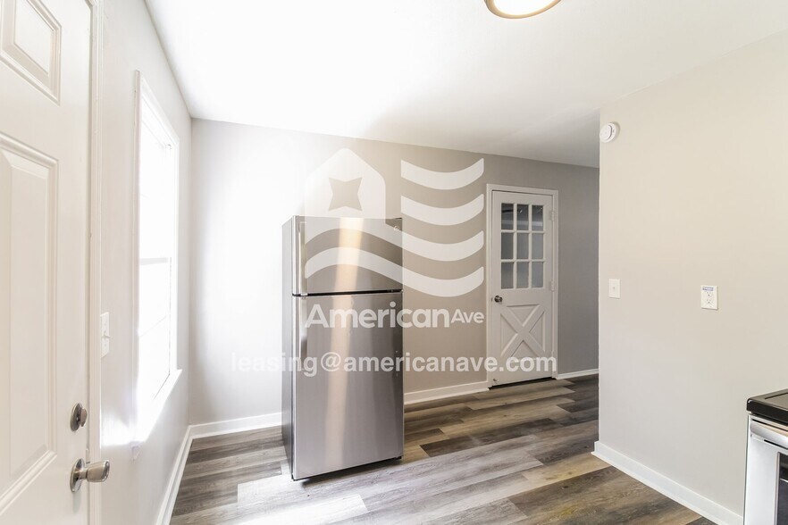 Building Photo - 1548 Buford Ave