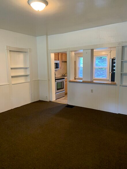 Building Photo - 30 Grampian Blvd