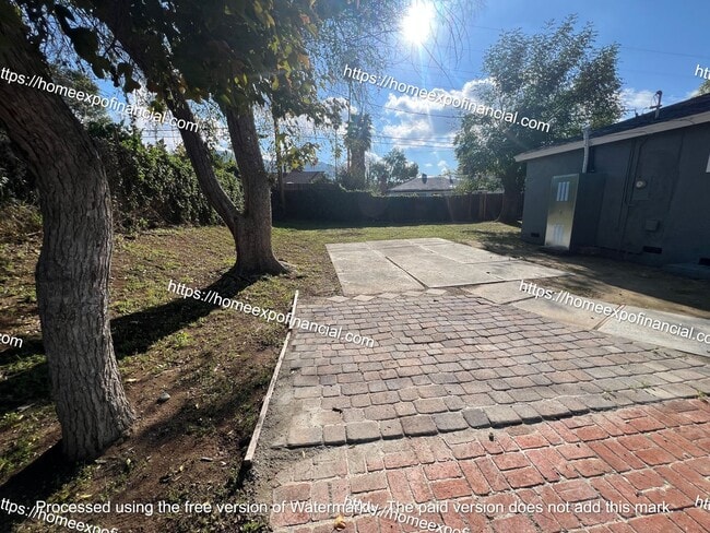 Building Photo - Cosy Home For Rent