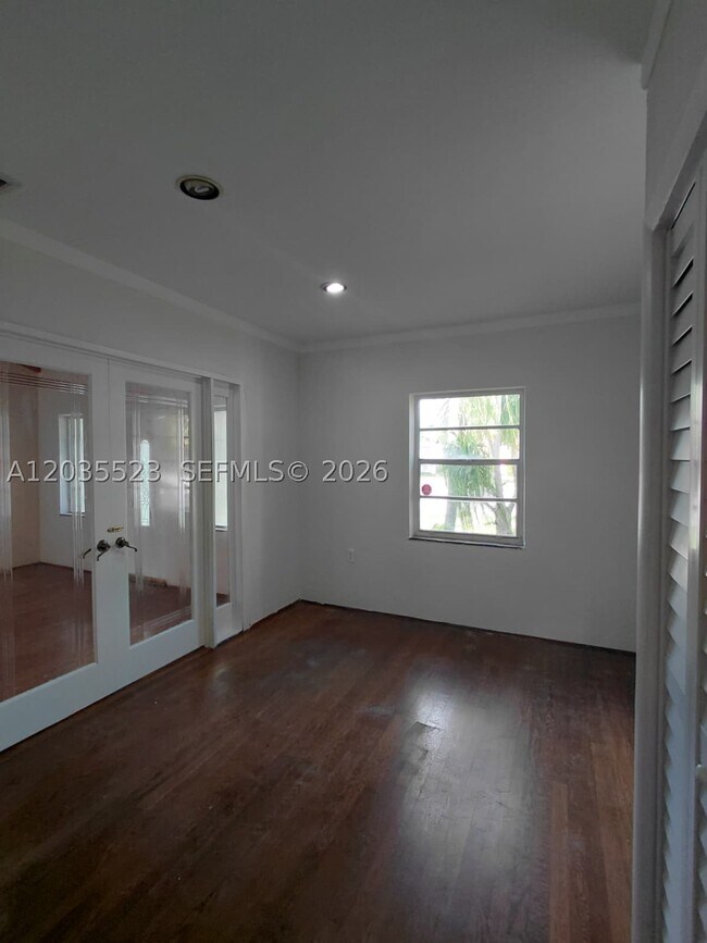Building Photo - 9600 N Miami Ave