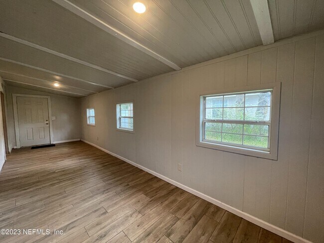 Building Photo - 6328 Delacy Rd