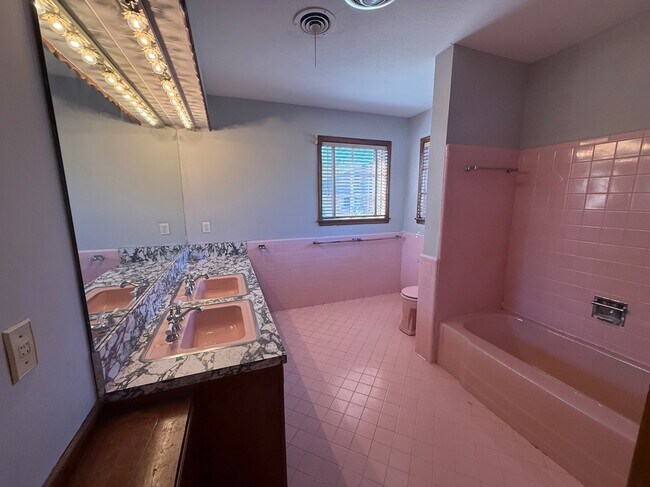 Building Photo - 3601 NW 62nd St