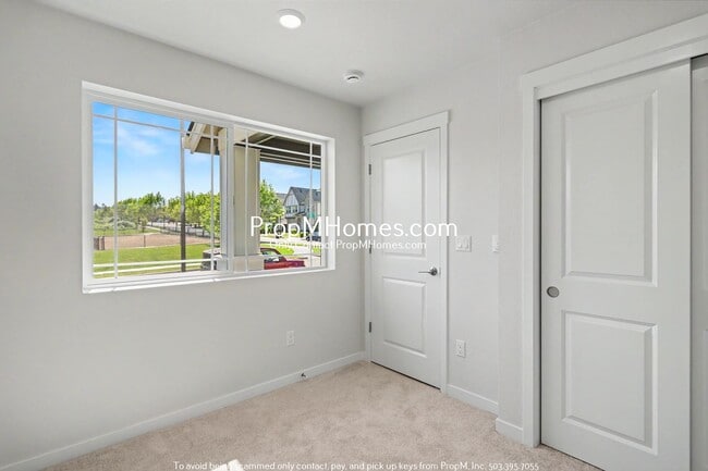 Building Photo - Brand New Three Bedroom Townhome in North Bethany!
