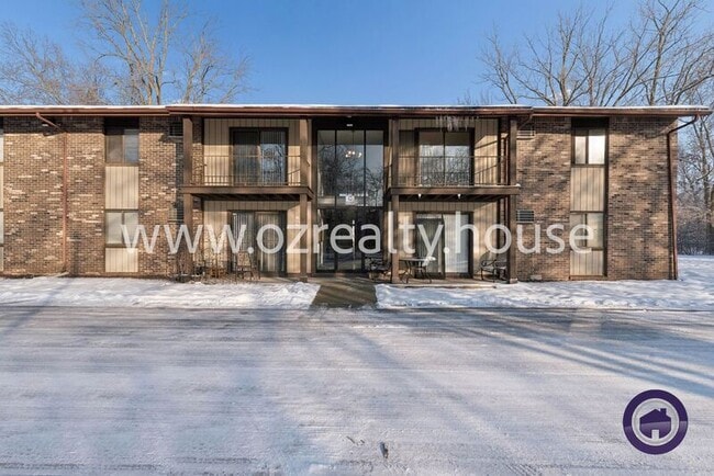 Primary Photo - 2150 N McCord Rd