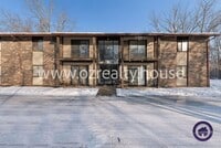 Building Photo - 2150 N McCord Rd