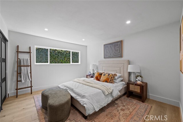 Building Photo - 5157 Woodley Ave