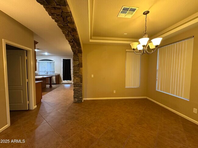Building Photo - 12534 W Solano Dr