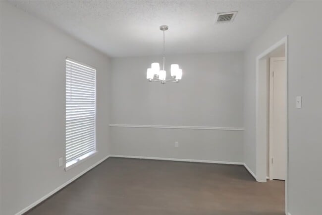 Building Photo - 17719 Glenpatti Dr