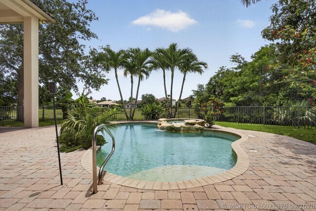 Building Photo - 625 Glenfield Way