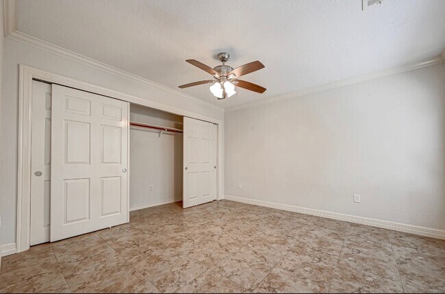 Building Photo - 1746 Cloister Dr