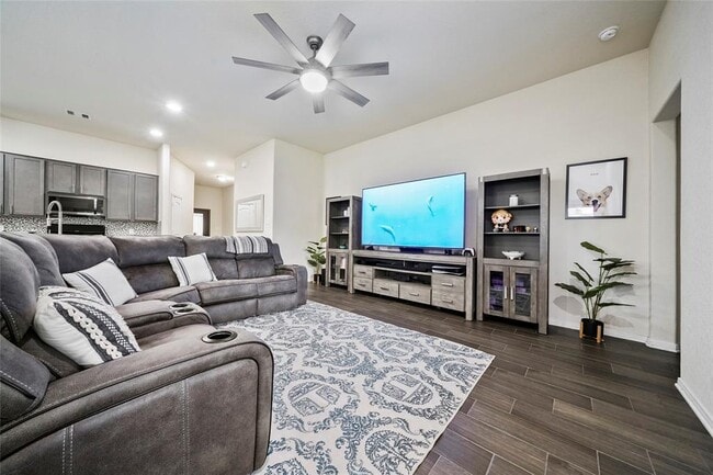 Building Photo - 2520 Quartz Trail