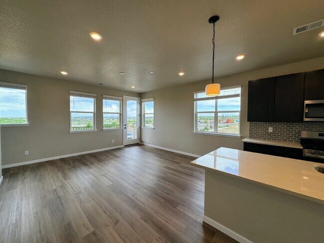 Building Photo - 7022 Doncaster Ct