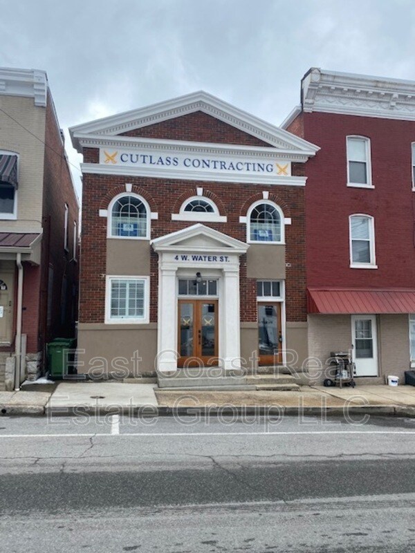 Building Photo - 4 W Water St