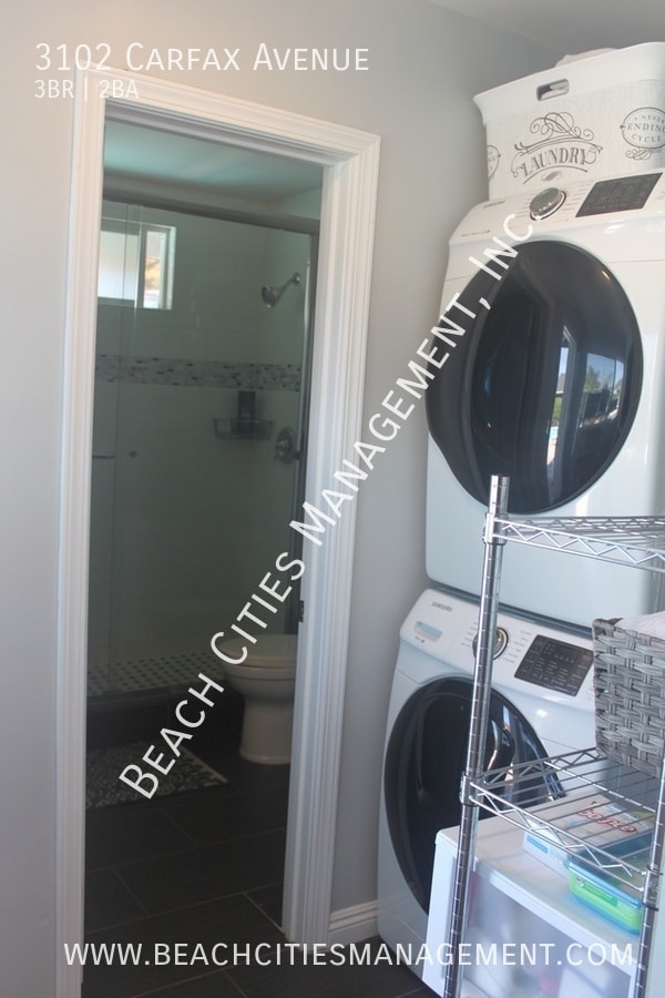 Building Photo - 3102 Carfax Ave