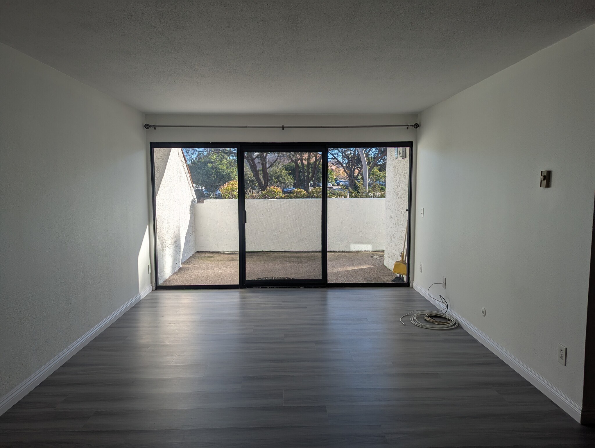 Living room - 8308 Regents Rd