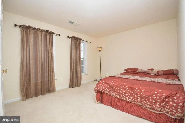 Building Photo - 14876 Cartagena Dr