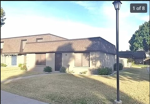 Townhome Front 1 - 4818 S Alder Dr